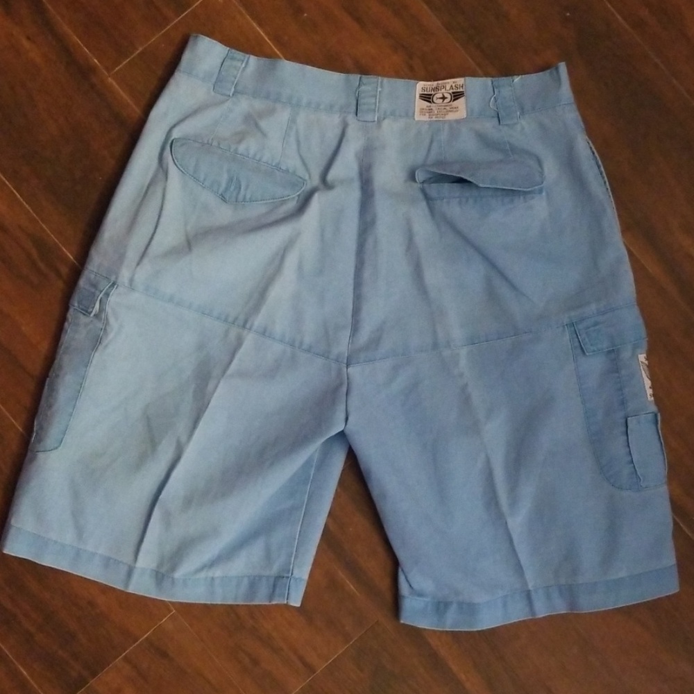 Shorts - Picture 2 of 7